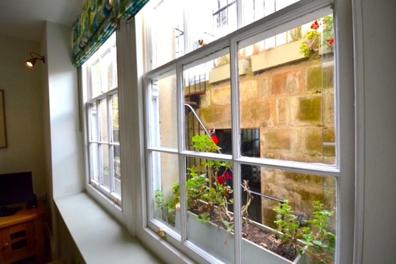 Lauras Townhouse Apartments Garrard'S Retreat Bath Luaran gambar