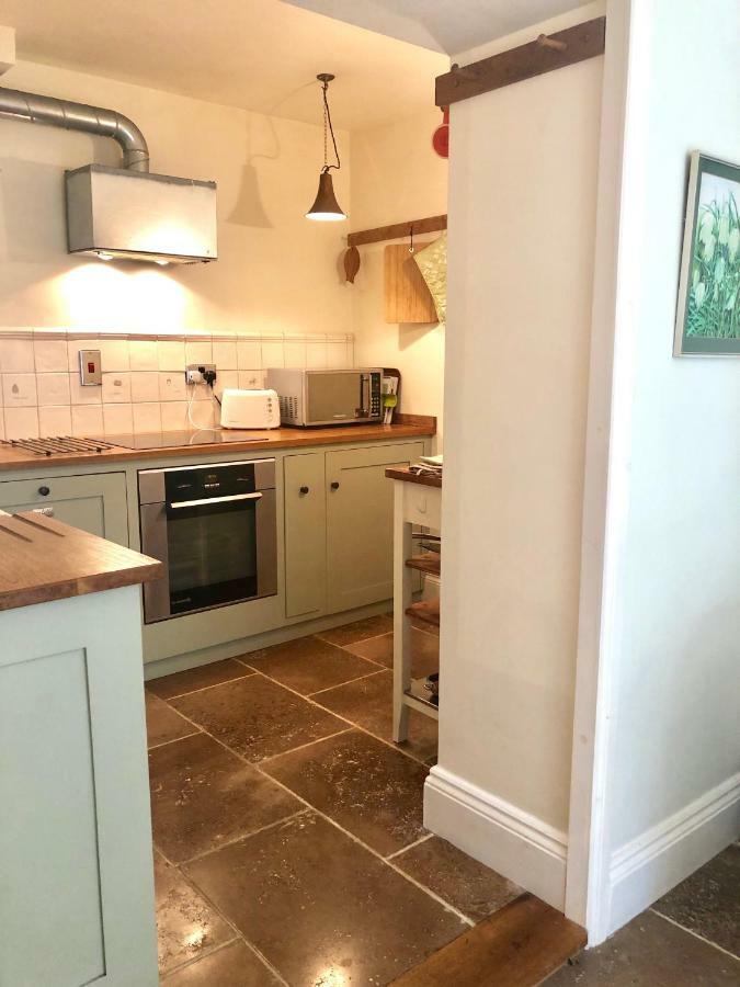 Lauras Townhouse Apartments Garrard'S Retreat Bath Luaran gambar